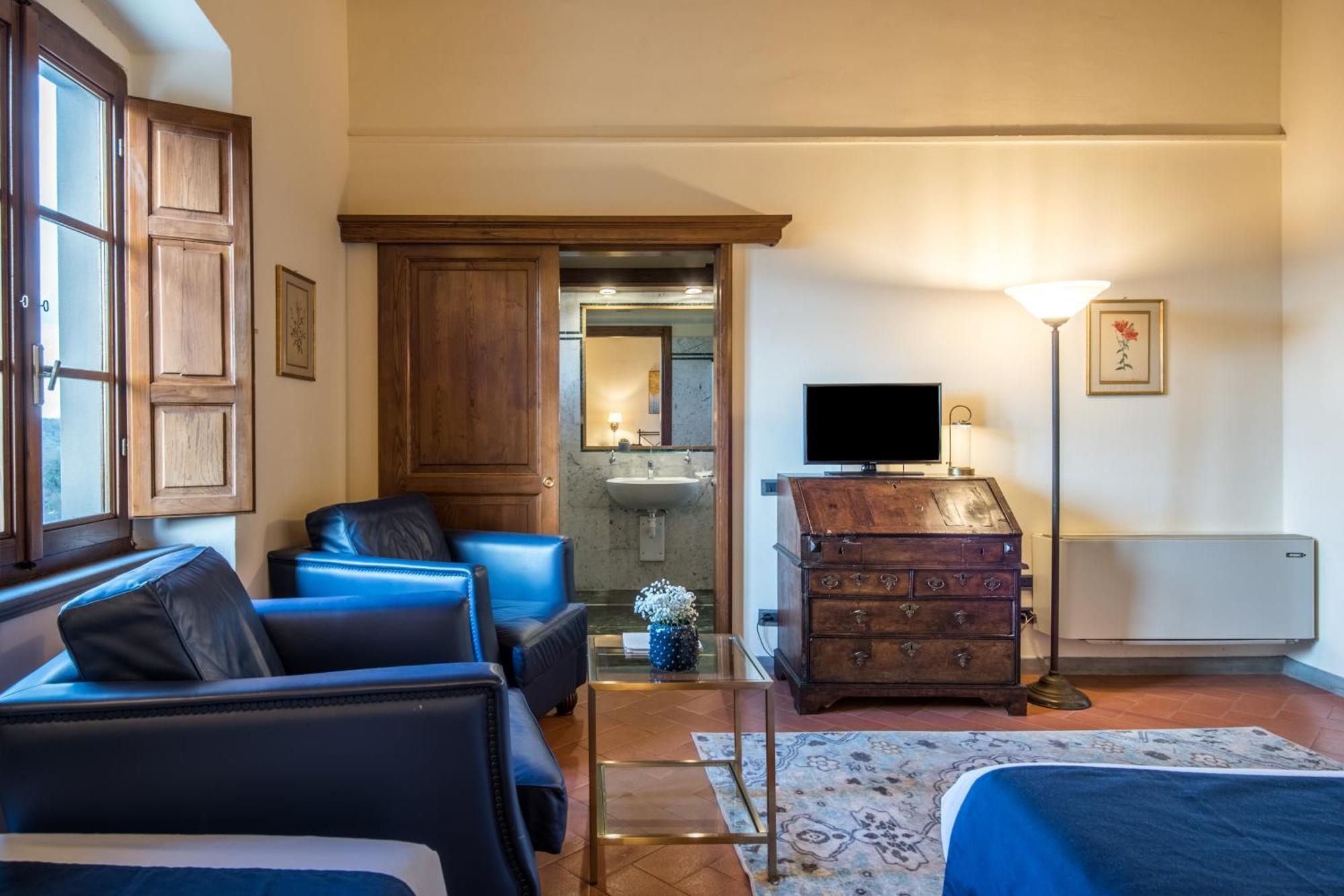 Hotel Palazzo Squarcialupi คาสเตลลินาอินเคียนติ ภายนอก รูปภาพ
